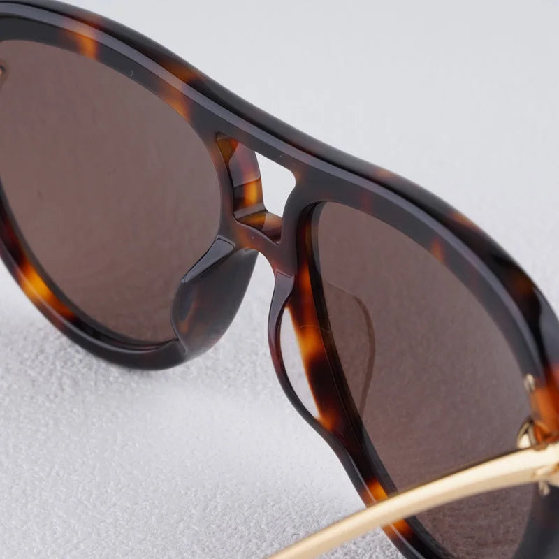 Lunettes de soleil ovale