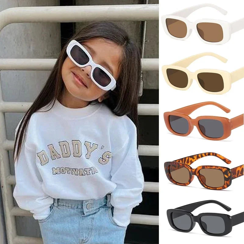 Lunette de soleil enfant rectangulaire