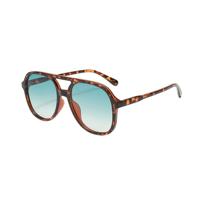 Lunettes de soleil rétro