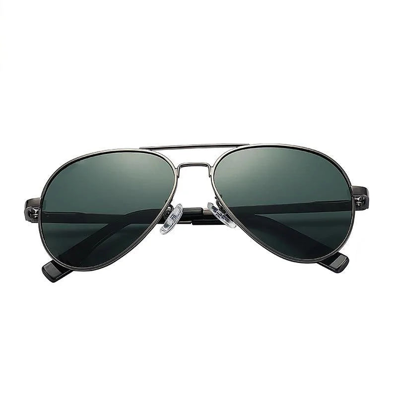 Lunette de soleil ovale