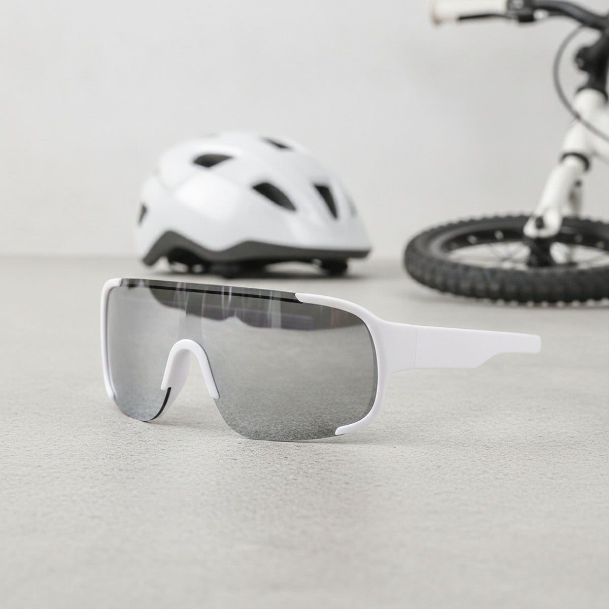 Lunettes de soleil de cyclisme enfant blanc argenté