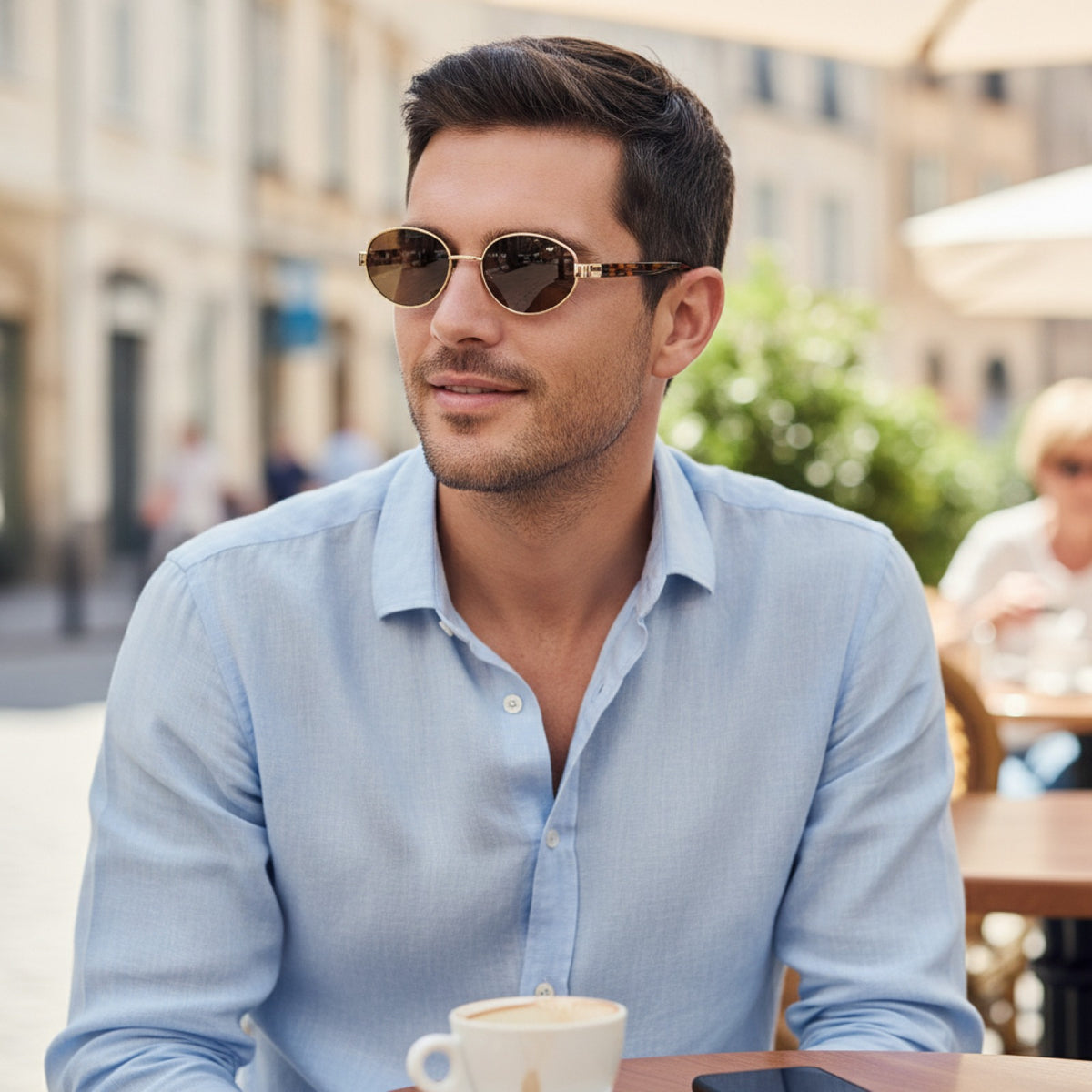 Lunettes De Soleil Vintage Ovale Et Luxe - Monture Métal & Verres  Doré