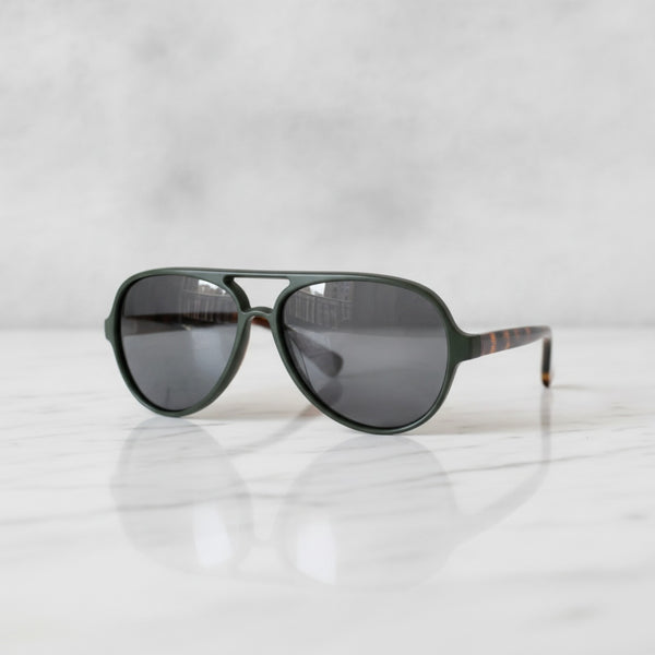 Lunettes De Soleil Pilote Polarisées Vintage Pour Hommes Et Femmes - Monture Ecaille Noire, Verres  Gris Clair
